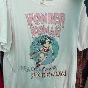 H&M brand T-shirt!